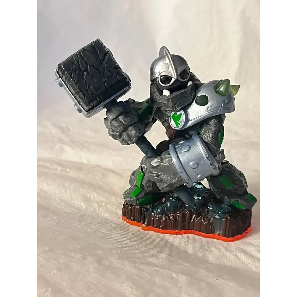 Skylanders Giant -Earth Element - Lot of 5- Activation 2012